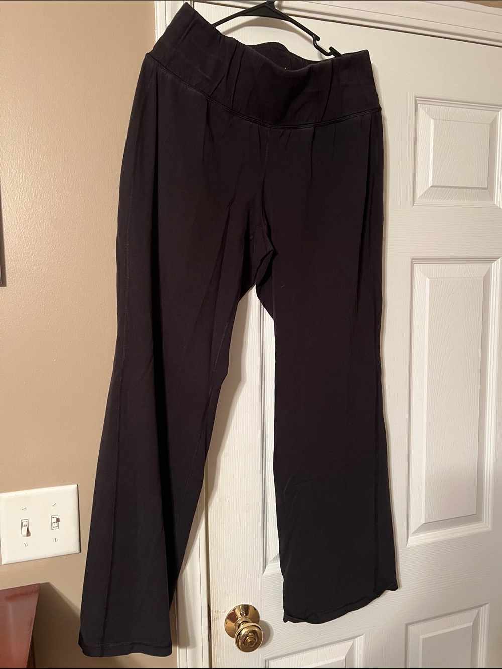 Livi Active Black Wide-Leg Yoga Pants